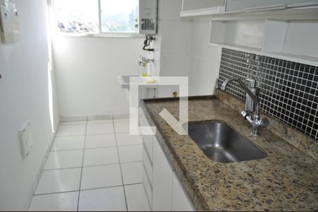 Apartamento à venda com 3 quartos, 60m² em Del Castilho, Rio de Janeiro