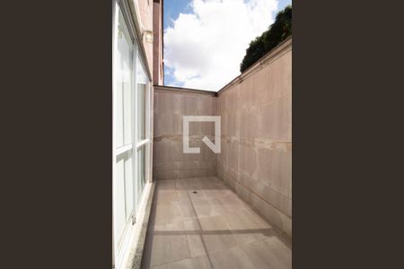 Varanda da Sala de casa de condomínio para alugar com 3 quartos, 250m² em Parque Renato Maia, Guarulhos