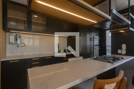 Cozinha e Área de Serviço de apartamento para alugar com 1 quarto, 94m² em Vila Olímpia, São Paulo