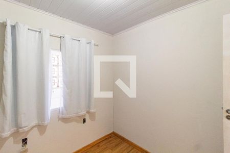 Quarto 1 de casa para alugar com 2 quartos, 60m² em Jardim Ana Estela, Carapicuíba