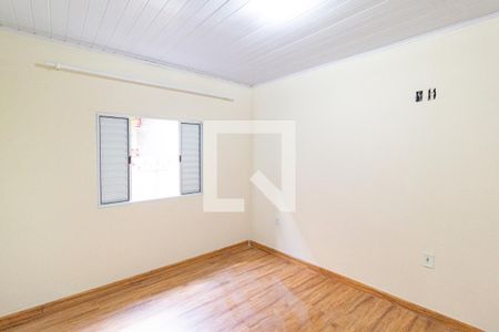 Quarto 2 de casa para alugar com 2 quartos, 60m² em Jardim Ana Estela, Carapicuíba
