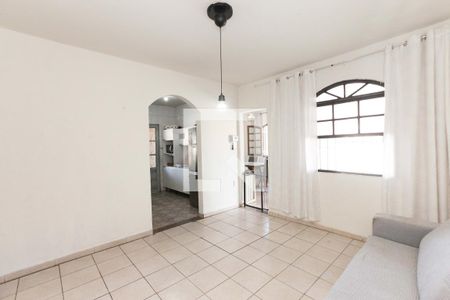 Casa à venda com 4 quartos, 220m² em Jk, Contagem