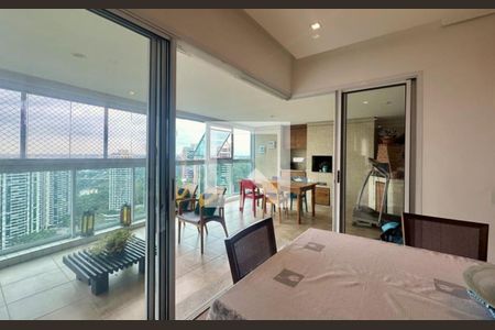 Foto 03 de apartamento para alugar com 4 quartos, 207m² em Jardim Morumbi, São Paulo