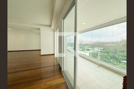 Foto 08 de apartamento para alugar com 4 quartos, 144m² em Parque do Morumbi, São Paulo