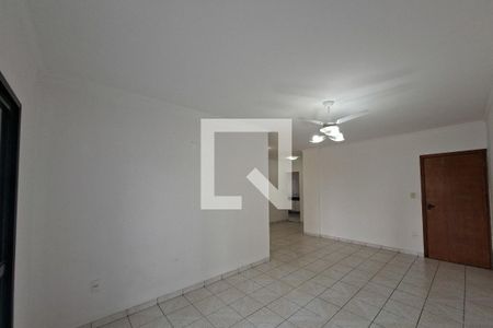 Sala de apartamento para alugar com 3 quartos, 103m² em Vila Tupi, Praia Grande