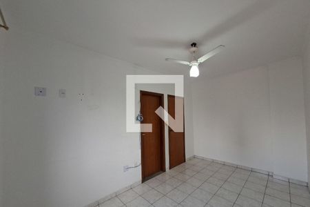 Suite  de apartamento para alugar com 3 quartos, 103m² em Vila Tupi, Praia Grande