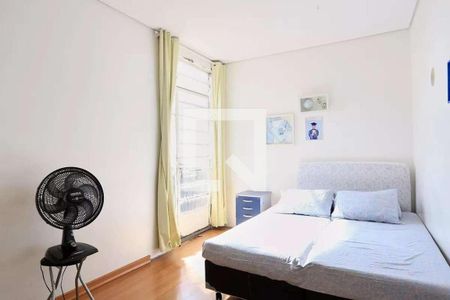 Casa à venda com 3 quartos, 217m² em Santa Efigênia, Belo Horizonte