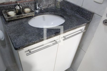 Banheiro da Suíte de apartamento à venda com 2 quartos, 60m² em Taquara, Rio de Janeiro