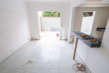 Apartamento à venda com 3 quartos, 83m² em Glória, Belo Horizonte