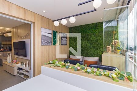 Varanda de apartamento à venda com 2 quartos, 82m² em Vila Bertioga, São Paulo