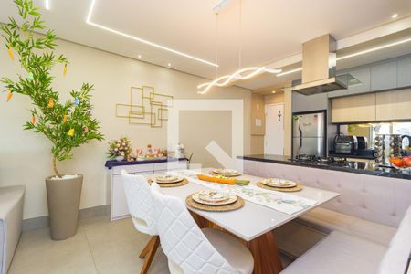 Sala de Jantar de apartamento à venda com 2 quartos, 82m² em Vila Bertioga, São Paulo
