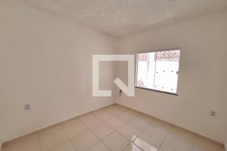 Quarto de casa para alugar com 3 quartos, 80m² em Saracuruna, Duque de Caxias