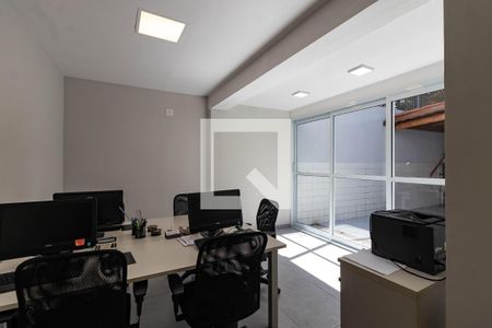 Sala de casa à venda com 3 quartos, 185m² em Água Branca, São Paulo