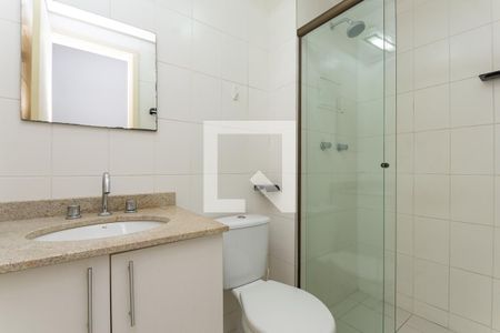 Banheiro Social de apartamento à venda com 2 quartos, 64m² em Vila Anglo Brasileira, São Paulo