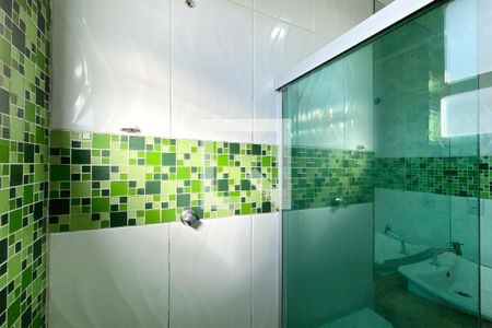 Banheiro da Suíte 1 de apartamento para alugar com 3 quartos, 87m² em Santa Rosa, Belo Horizonte