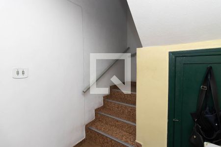 Escada de casa à venda com 3 quartos, 140m² em Vila Paiva, São Paulo