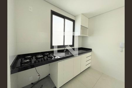 Cozinha de apartamento à venda com 3 quartos, 70m² em Castelo, Belo Horizonte