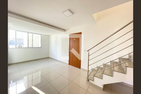 Sala de apartamento à venda com 2 quartos, 126m² em Ouro Preto, Belo Horizonte