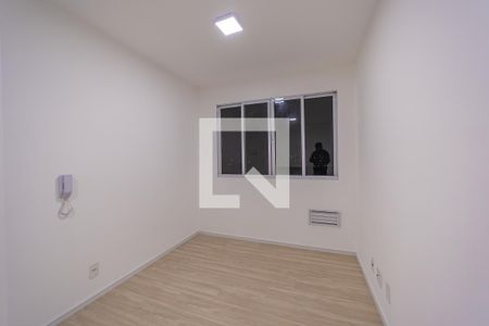 Sala de apartamento para alugar com 2 quartos, 34m² em Cangaiba, São Paulo