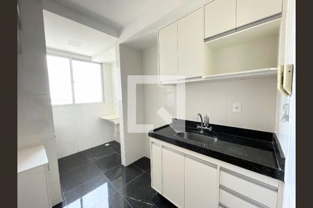 Cozinha de apartamento à venda com 3 quartos, 70m² em Castelo, Belo Horizonte
