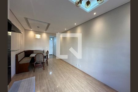 Sala de apartamento para alugar com 3 quartos, 69m² em Vila Iracema, Barueri