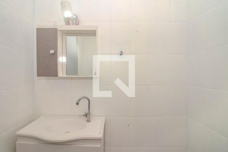 Banheiro ( Piso 1) de casa à venda com 4 quartos, 100m² em Jardim Dona Leopoldina, Porto Alegre