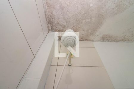 Banheiro ( Piso 1) de casa à venda com 4 quartos, 100m² em Jardim Dona Leopoldina, Porto Alegre