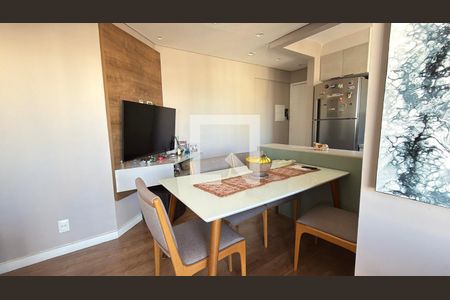 Sala de apartamento à venda com 2 quartos, 51m² em Vila Bertioga, São Paulo