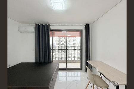 Quarto  de kitnet/studio para alugar com 1 quarto, 27m² em Santo Amaro, São Paulo