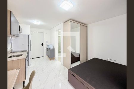 Quarto  de kitnet/studio para alugar com 1 quarto, 27m² em Santo Amaro, São Paulo