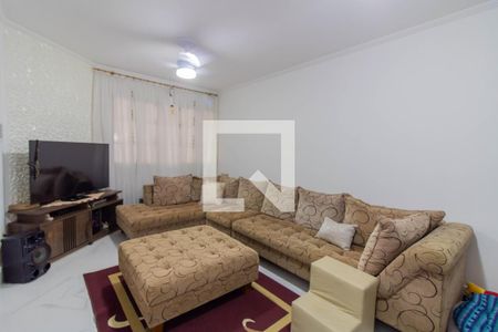 Sala de casa para alugar com 2 quartos, 188m² em Jardim Santa Clara, Guarulhos
