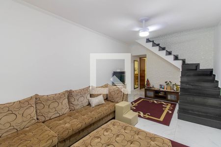 Sala de casa para alugar com 2 quartos, 188m² em Jardim Santa Clara, Guarulhos