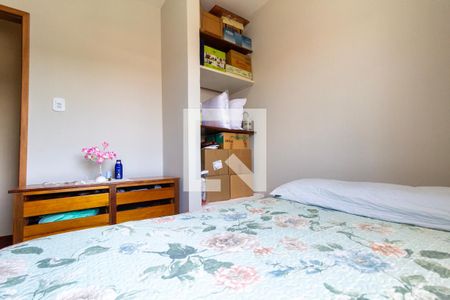 Quarto 1 de casa à venda com 4 quartos, 179m² em Vila Granada, São Paulo