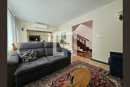 Sala de casa à venda com 5 quartos, 300m² em Vila Congonhas, São Paulo