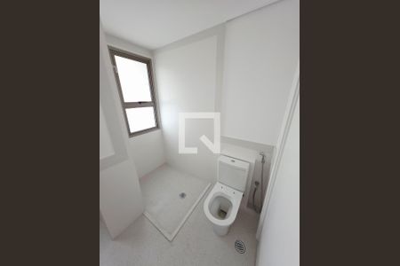 Banheiro de apartamento à venda com 4 quartos, 270m² em Vila Progredior, São Paulo