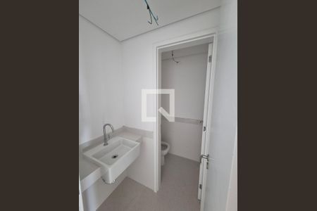 Banheiro de apartamento à venda com 3 quartos, 505m² em Vila Progredior, São Paulo