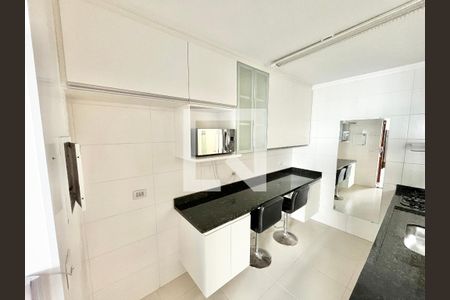 Cozinha de casa de condomínio para alugar com 2 quartos, 56m² em Imirim, São Paulo