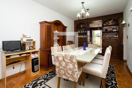 Casa à venda com 3 quartos, 182m² em Planalto Paulista, São Paulo