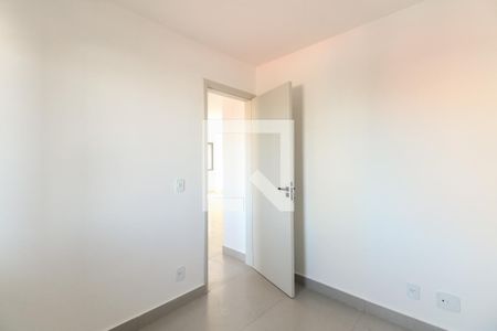 Quarto 1 de apartamento para alugar com 2 quartos, 46m² em Vila Esperança, São Paulo