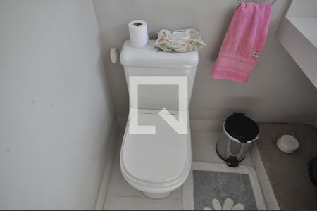 Banheiro do Quarto Suíte de casa à venda com 3 quartos, 85m² em Vila Nivi, São Paulo