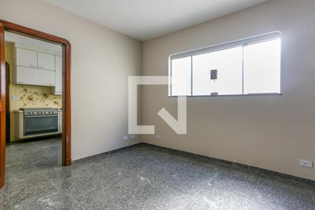 Casa à venda com 4 quartos, 275m² em Vila Mariana, São Paulo