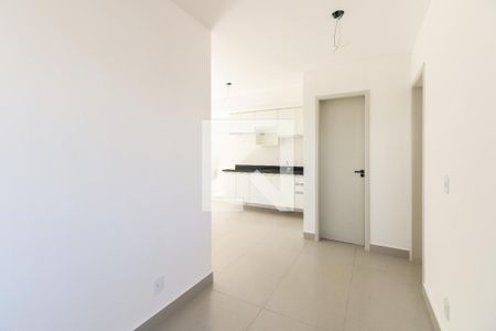 Sala  de apartamento para alugar com 2 quartos, 46m² em Vila Esperança, São Paulo