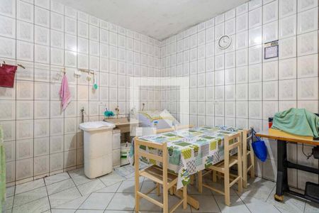 Casa à venda com 6 quartos, 240m² em Jardim Santo André, Santo André