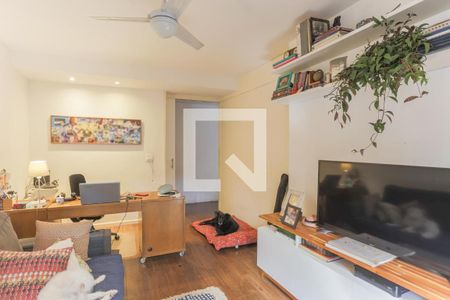 Casa à venda com 4 quartos, 390m² em Vila Madalena, São Paulo