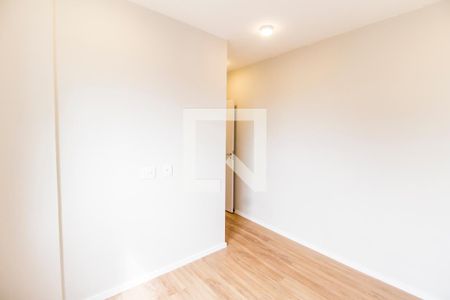 Quarto 1 de apartamento para alugar com 2 quartos, 40m² em Vila Sul Americana, Carapicuíba