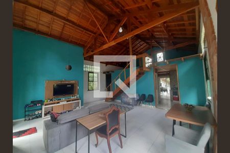 Sala de casa para alugar com 3 quartos, 120m² em Parque Cerejeiras, Suzano