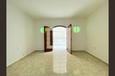 Casa à venda com 3 quartos, 150m² em Santa Maria, São Caetano do Sul