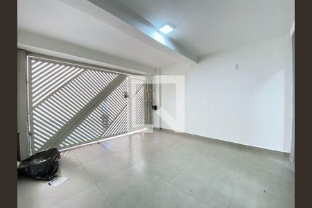Casa à venda com 3 quartos, 150m² em Santa Maria, São Caetano do Sul