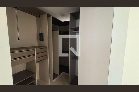 Casa à venda com 5 quartos, 380m² em Residencial Tres (Alphaville), Santana de Parnaíba
