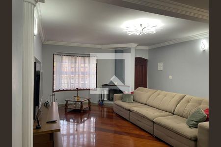 Casa à venda com 3 quartos, 260m² em Nova Petrópolis, São Bernardo do Campo